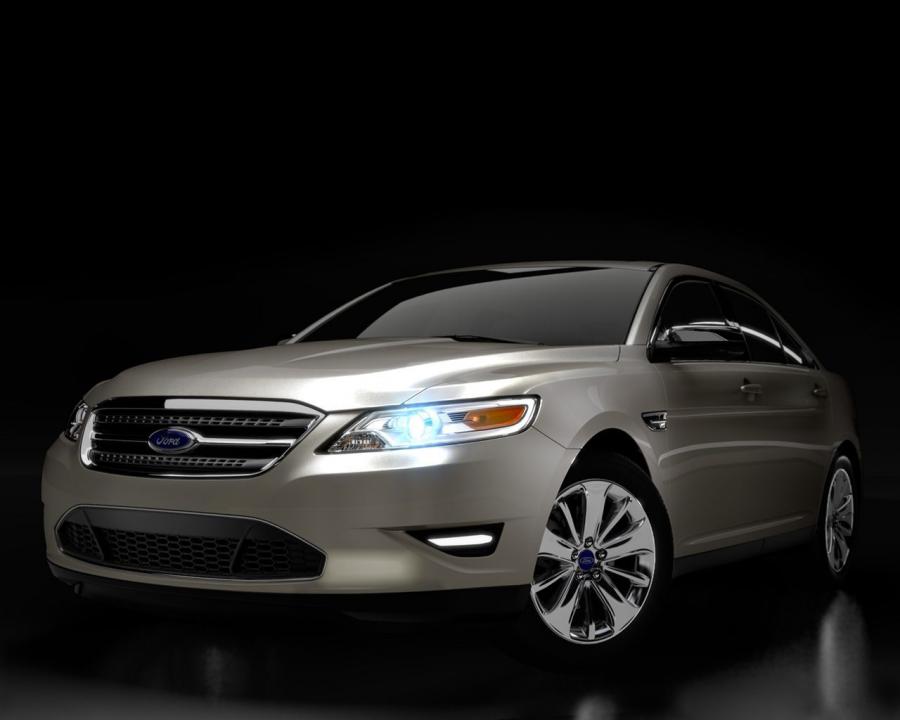  Ford Taurus 2010 года  (фото 120 из 161)